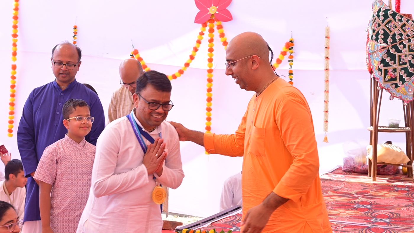 Evolve Pune community members at the Jagannath festival