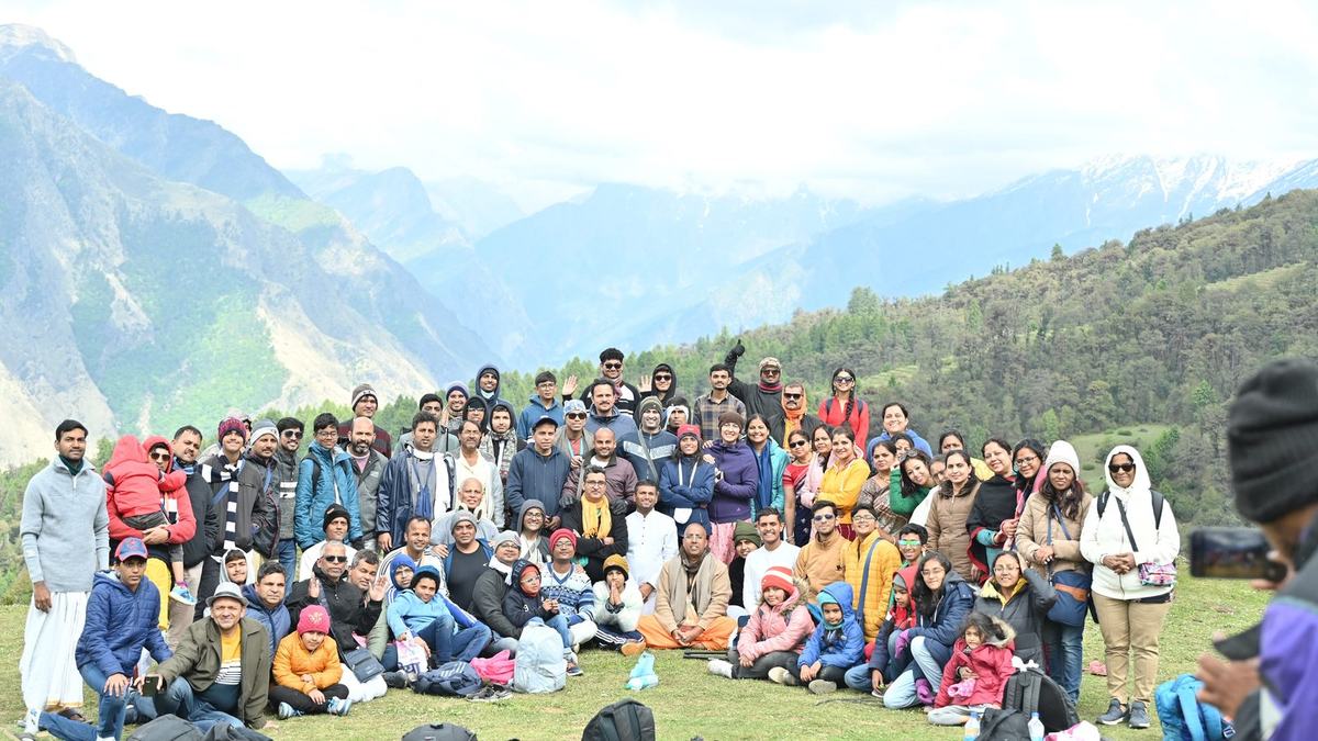 Participants at an Evolve Pune spiritual retreat